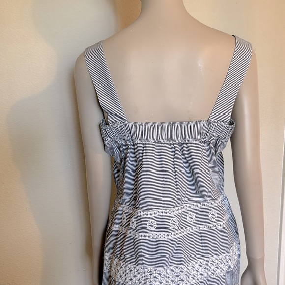 Vineyard Vines stripe eyelet detail tank top sun dress, size 8 women’s - Picture 6 of 8